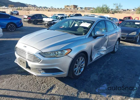 2017 Ford Fusion Se z USA, uszkodzony, nr VIN 3FA6P0H76HR242476